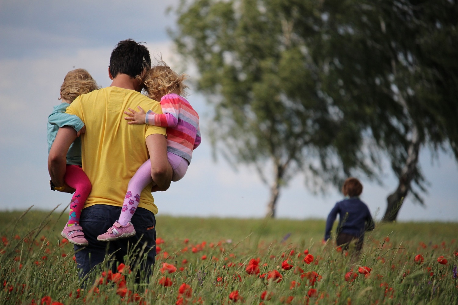 family-nature-walk.jpg